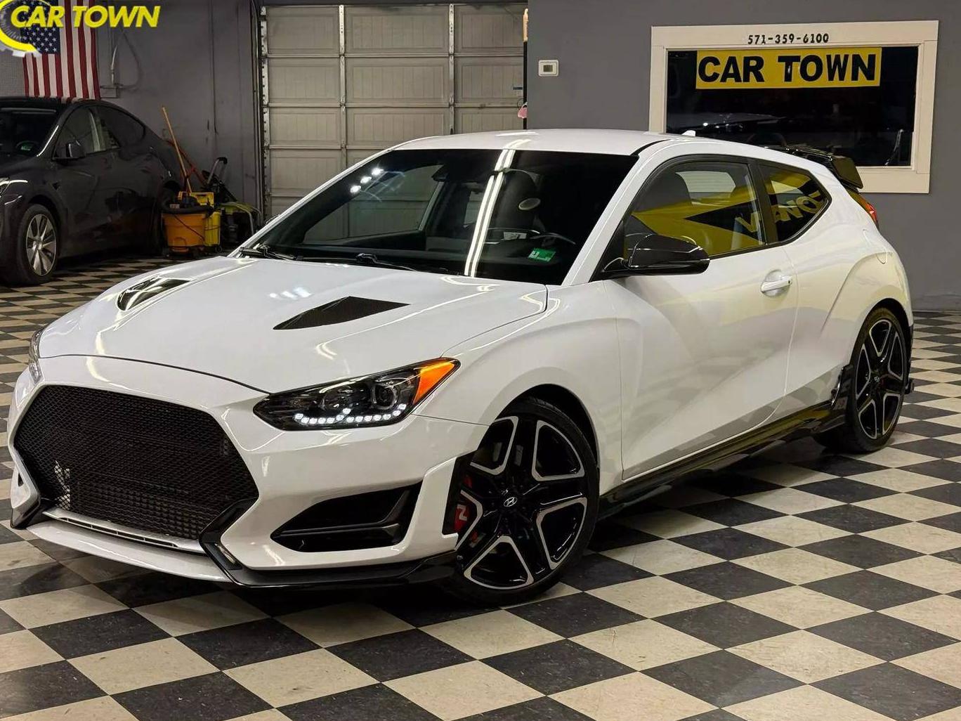 HYUNDAI VELOSTER N 2022 KMHT36AH2NU011315 image